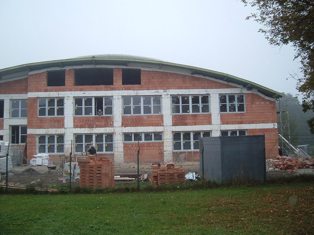 Přístavba zimního stadionu