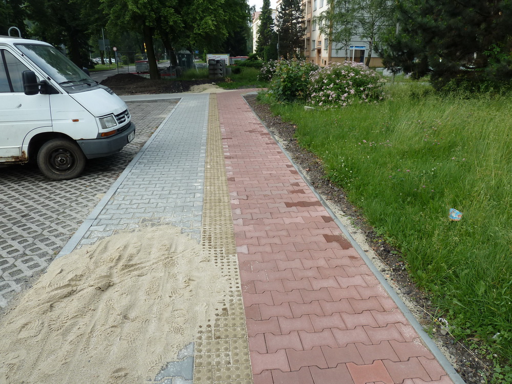Výstavba cyklostezky - ulice Šunychelská