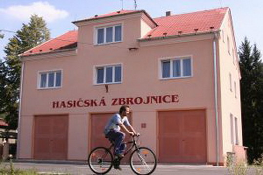 Hasičská zbrojnice v Záblatí má nový kabát