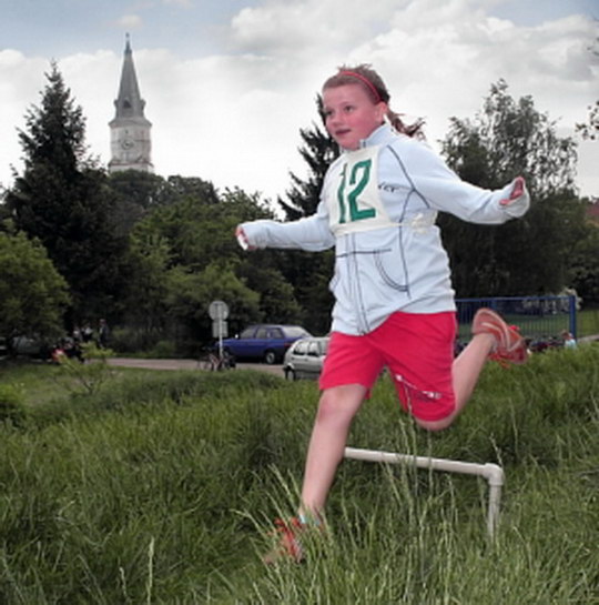 Orientační běh v meandrech zvládlo 40 žáků