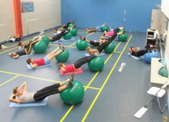 Relaxační dopoledne s pilates, balony a power jógou