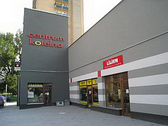 Nakládání s odpady u obchodního centra Kotelna