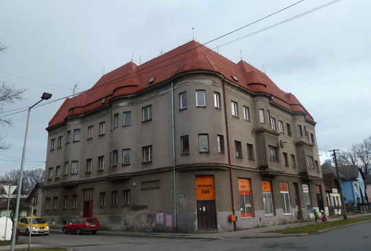 Bezručova č.p. 542 - generální oprava střechy