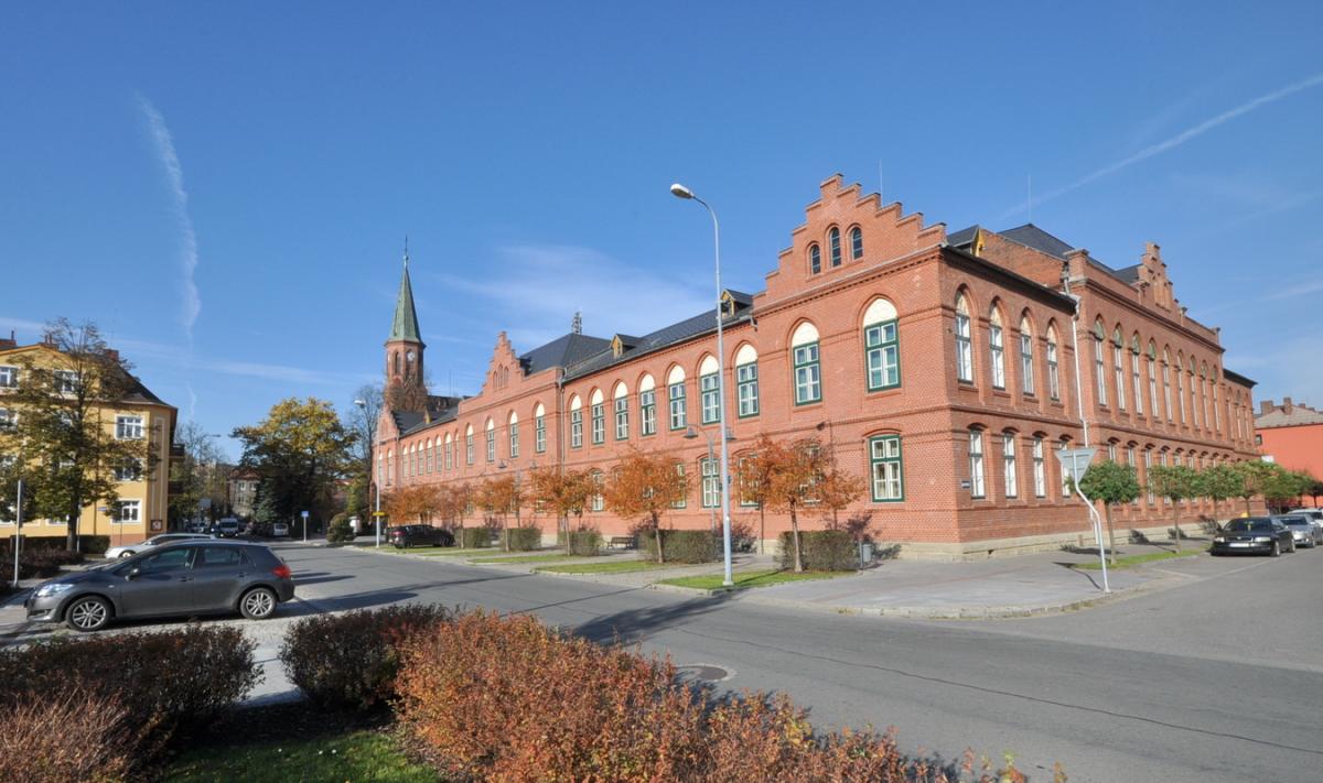 Výběrové řízení - referent odboru právního a živnostenského