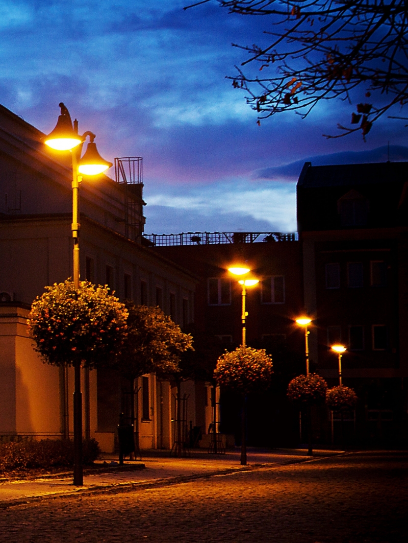 Pokud je osvětlení nedostačující, je možné přidat lampu