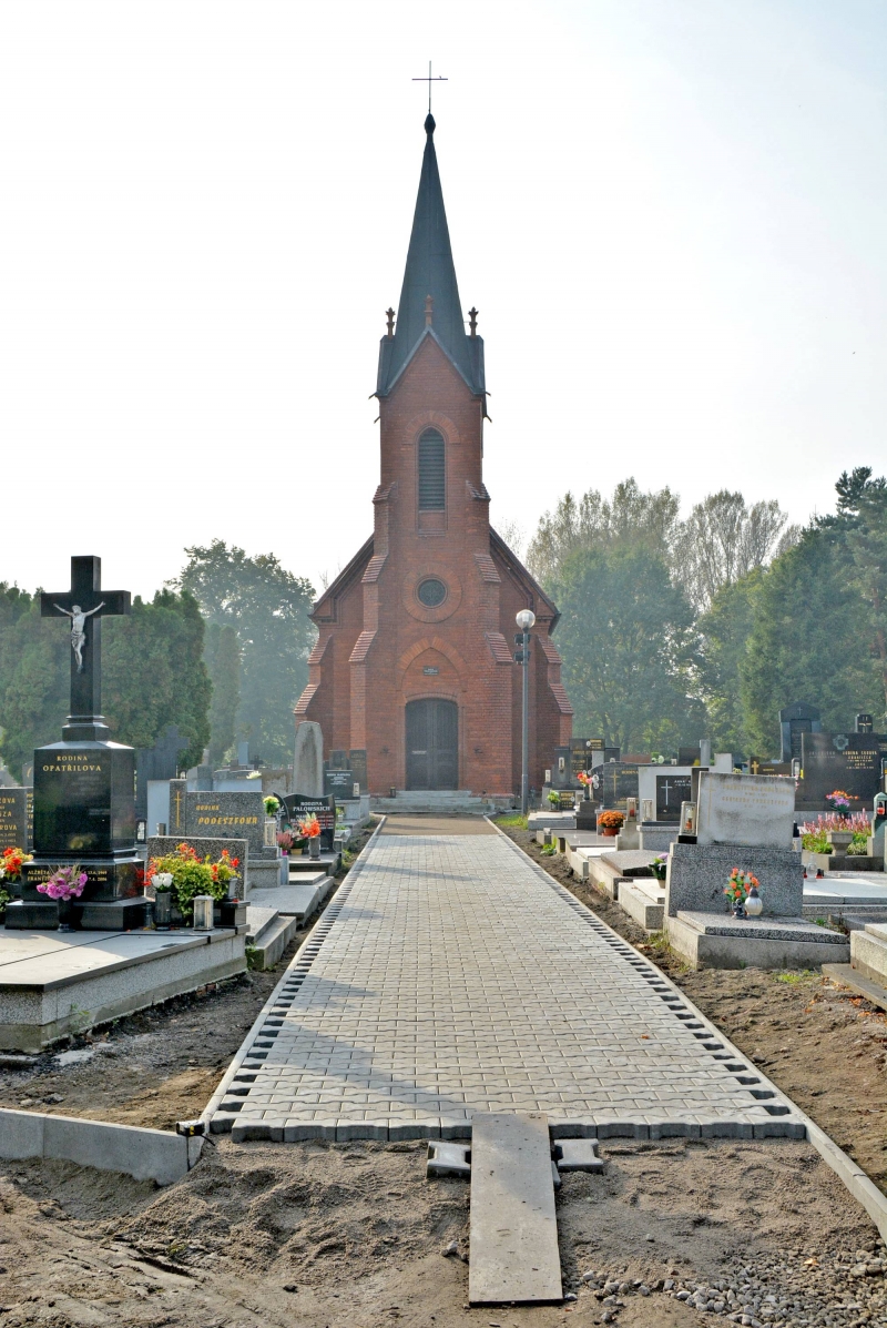 Opravy na bohumínských hřbitovech vrcholí