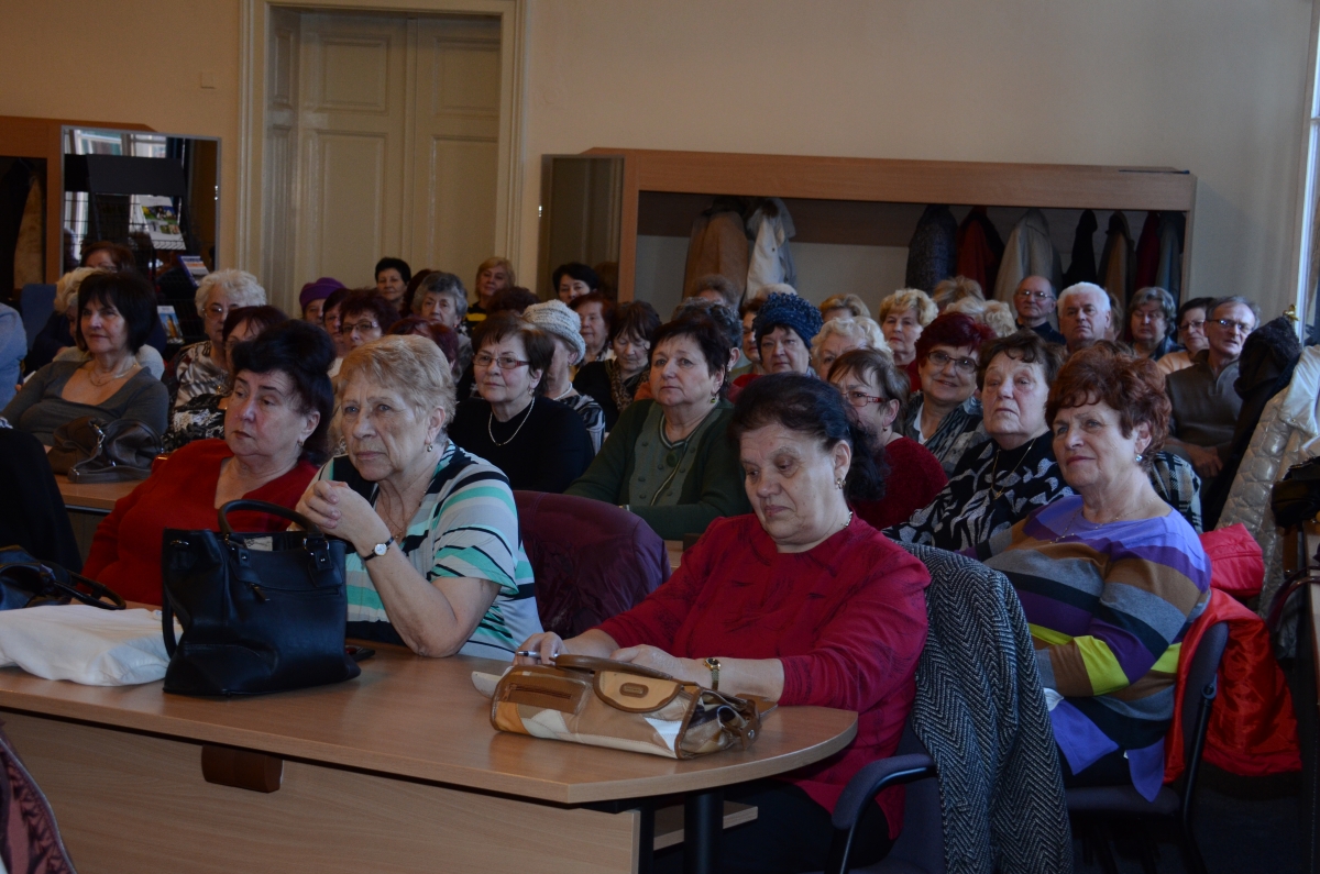 Výjezdy seniorů za kulturou jsou plně obsazeny i několik měsíců předem