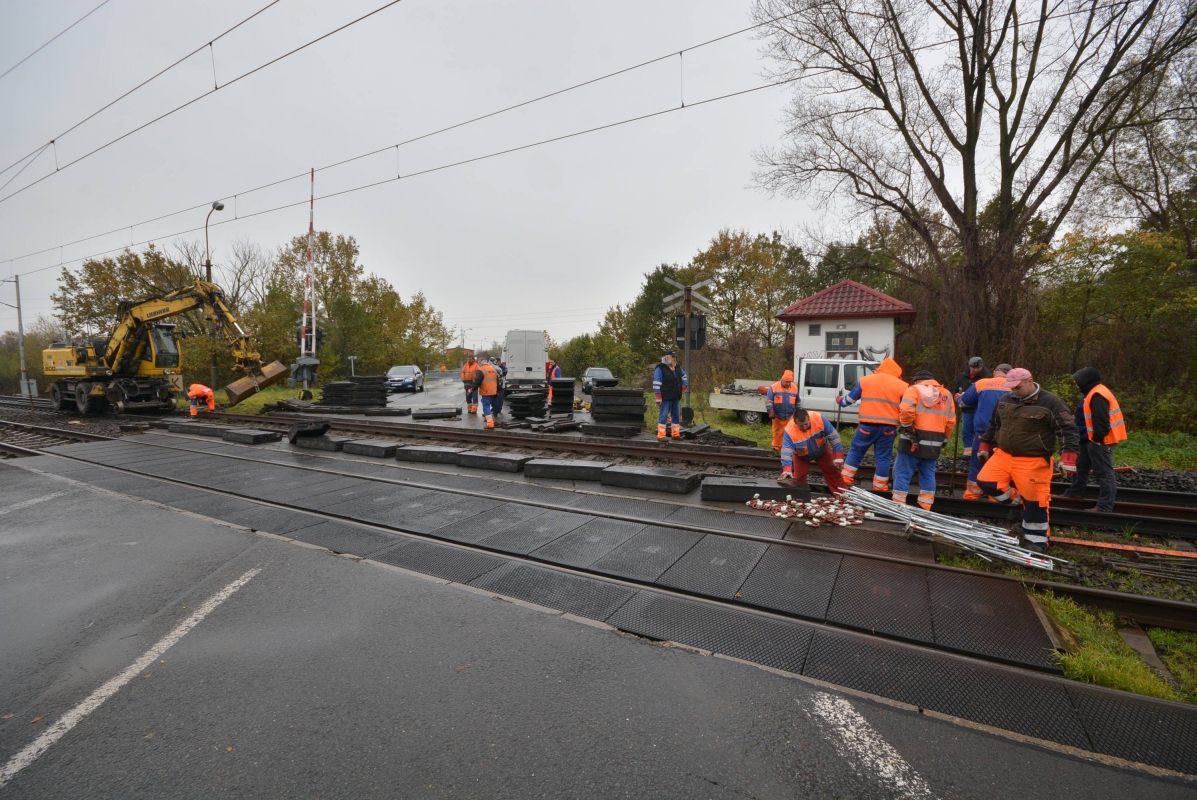 V březnu železničáři opraví vlakový přejezd u bývalé Rybeny