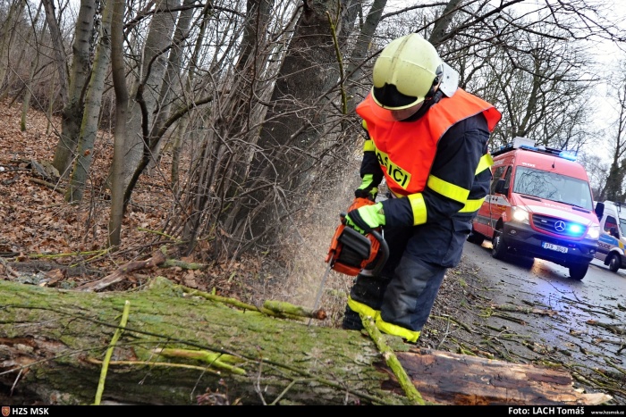 V Moravskoslezském kraji už přes 240 výjezdů kvůli Sabine, ta zatím slábne