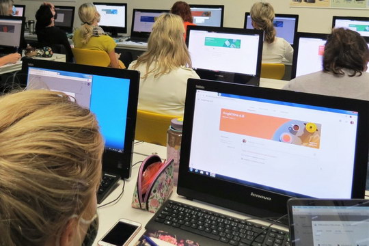 Učitelé v Bohumíně jsou na on-line výuku připraveni, znalosti předávají dětem