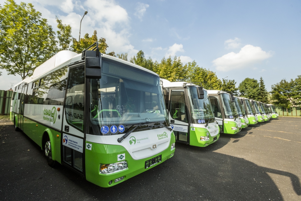 Kraj ruší část víkendových a nočních autobusových spojů