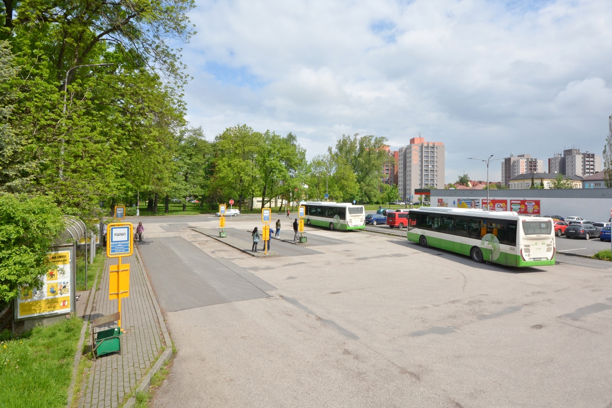 Senioři nad 75 let si při cestě do Ostravy mohou koupit jízdenku jen do Vrbice