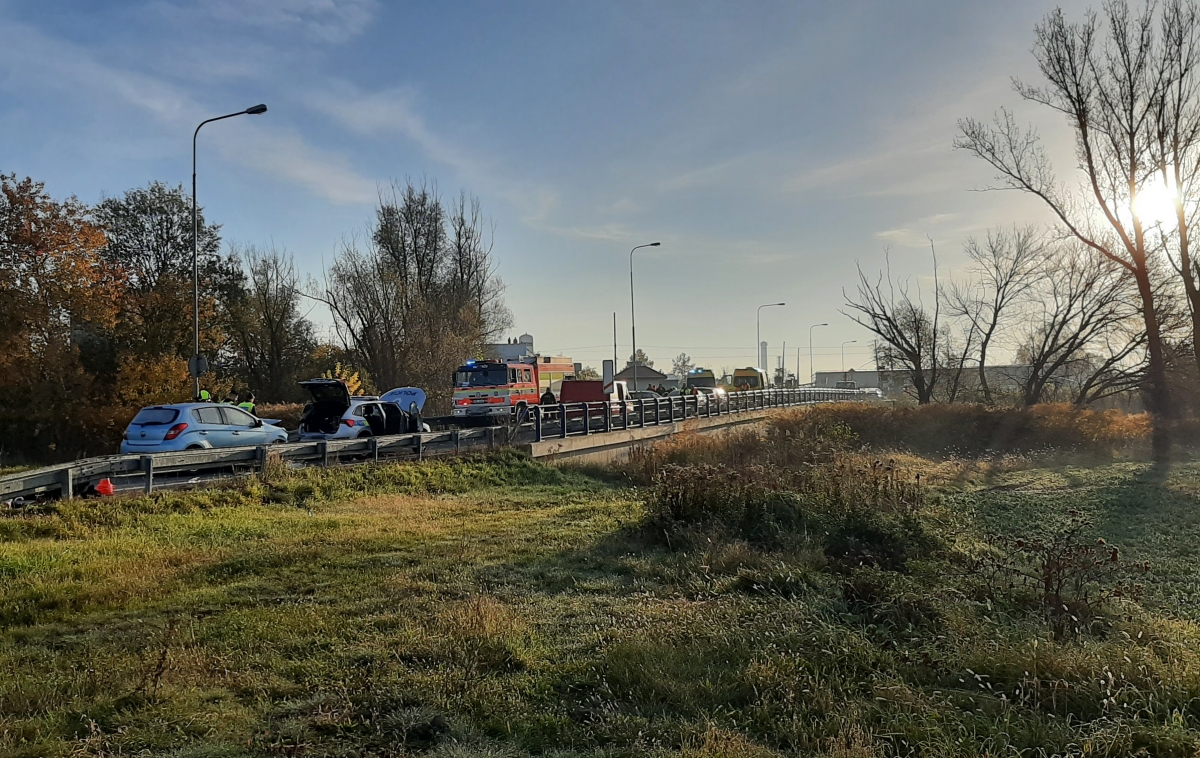U přejezdu v Drátovnách v rozmezí několik minut tři dopravní nehody
