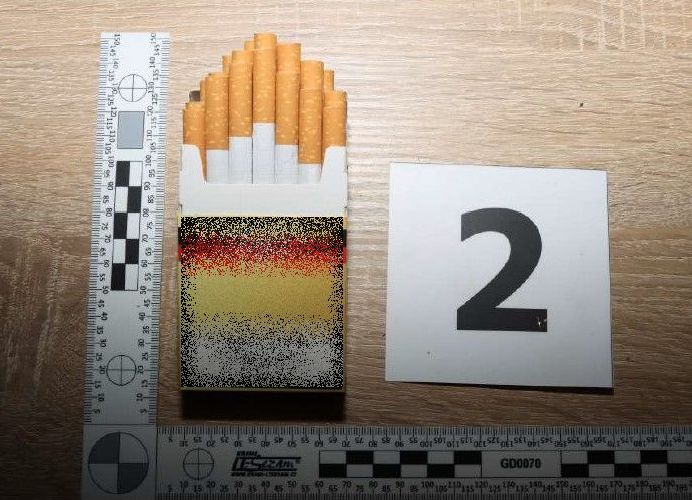 Čachrovali s padělky cigaret, na spotřební dani okradli stát o 11 milionů