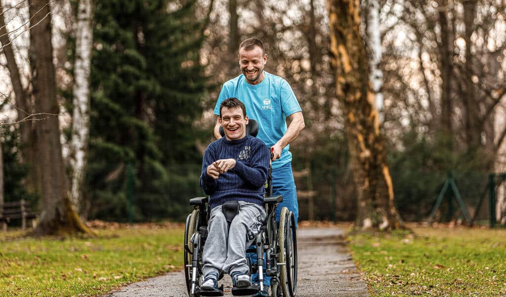 Dobrovolníků není nikdy dost, Adra uvítá školením další zájemce