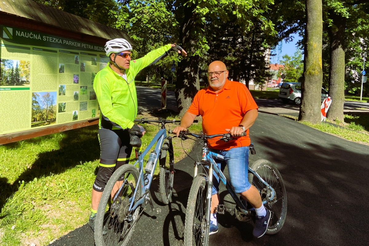 Peloton vedení radnice našlápl do dalšího čtvrtstoletí