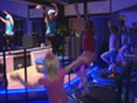 Zumba a Jumping pro děti - show video