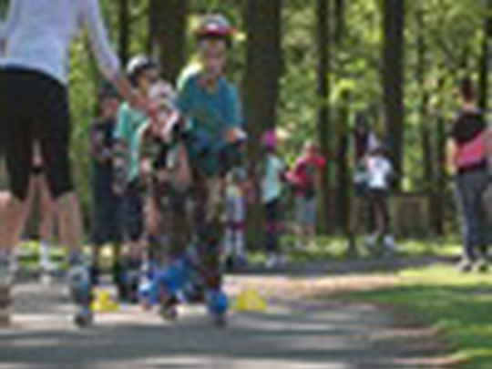 Bospor otevřel školu in-line bruslení - show video
