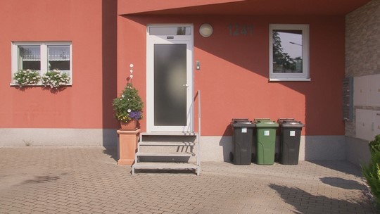 Jak velkou popelnici? Do rodinných domů míří formulář - zobrazit video