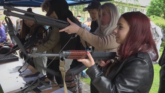 Středoškoláci otestovali projekt Policistou na zkoušku - zobrazit video