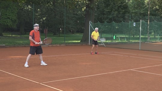 Krajský přebor seniorů v tenisových čtyřhrách - zobrazit video