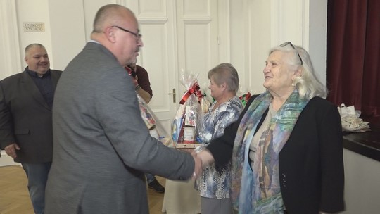 Legendy a seniory školství Bohumín odměňuje - show video