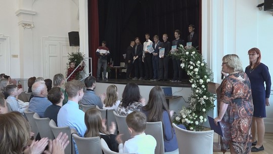 Bohumín ocenil školní Talenty roku 2023 - show video