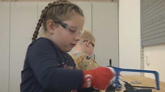 Odborná učebny Benešovky podpoří nejen kutilství - show video
